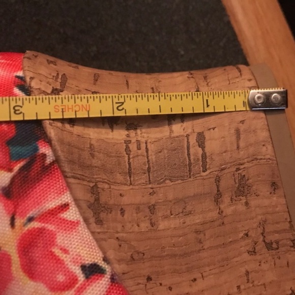 Dexflex Comfort Multi Color Floral Wedges Size 9 1/2 Big Bow Accent - Picture 8 of 9